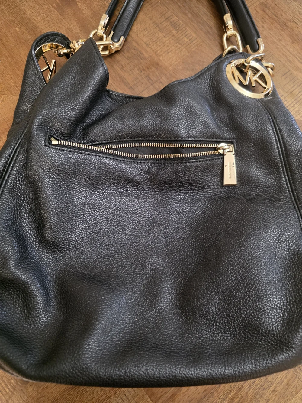 Michael Kors sophisticated michael